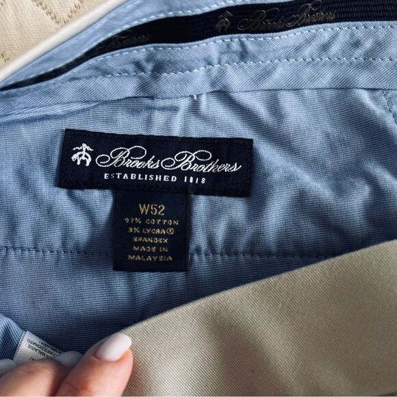 The Brooks Brothers Pleat Front Stretch Advantage Chino Men's Shorts Grey Sz W52 - Picture 5 of 12